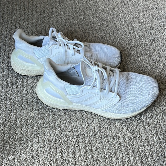 Adidas Ultraboost - Picture 2 of 7